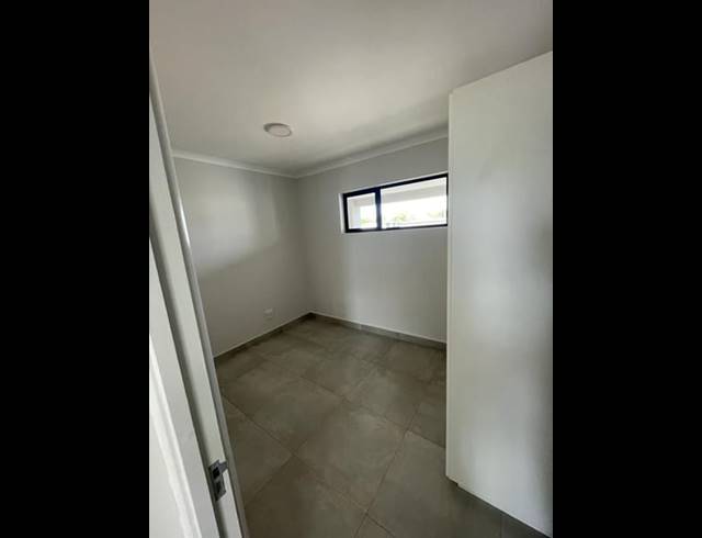 2 BEDROOM APARTMENT FOR SALE IN LINCOLN MEADE
